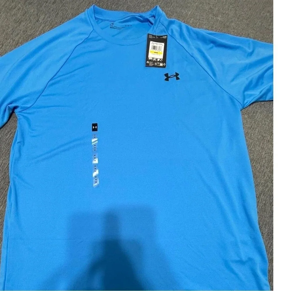 Men's Under Armour Dry Fit shirt